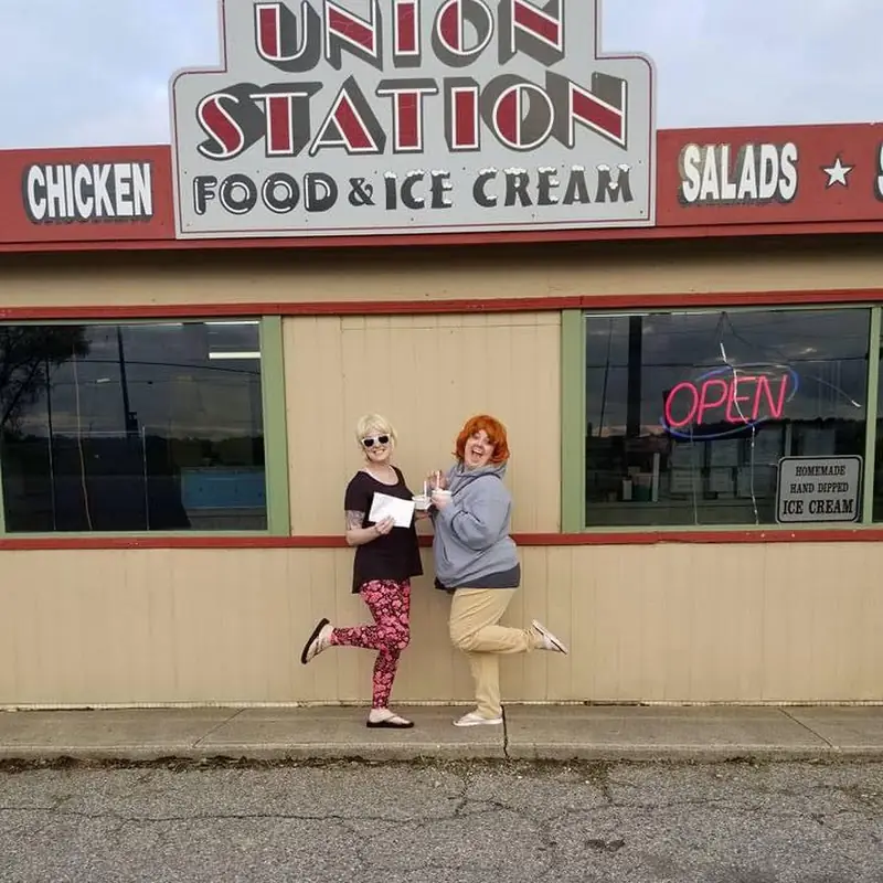 Union Station Food & Ice Cream