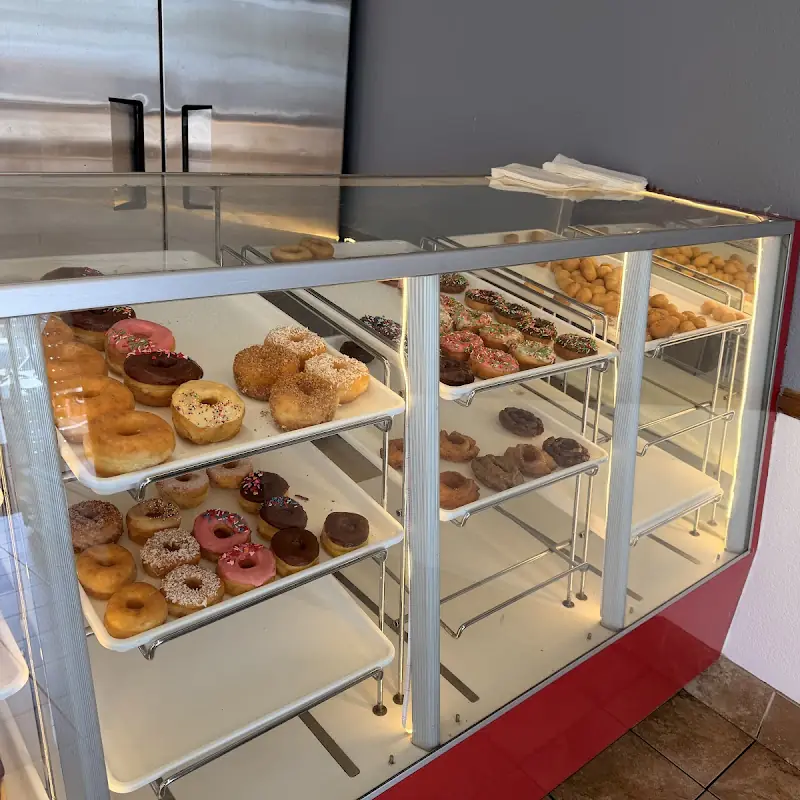 Dey's Doughnuts & Croissants