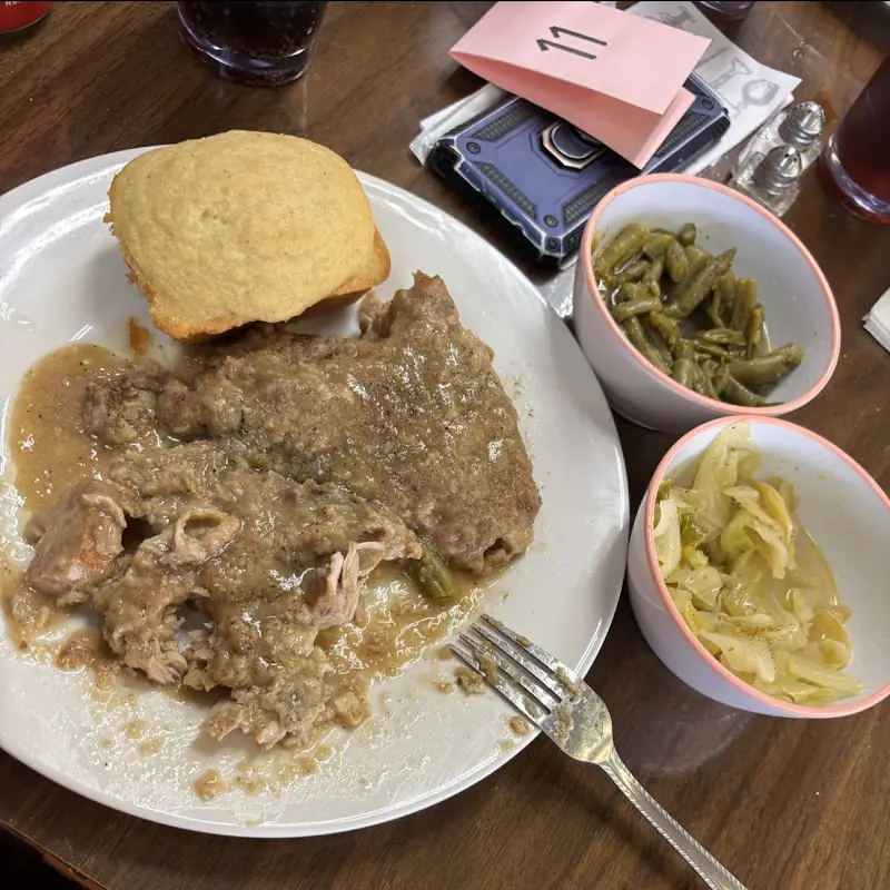 Miss Dee's Diner