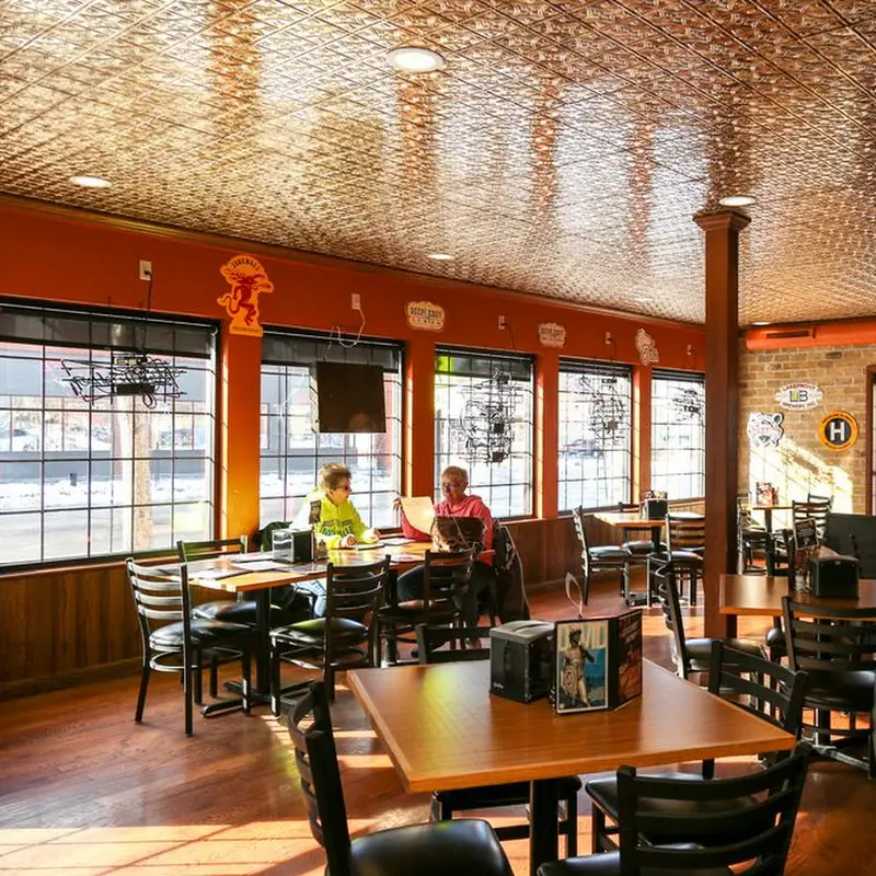 Glass Nickel Pizza Co. – Green Bay