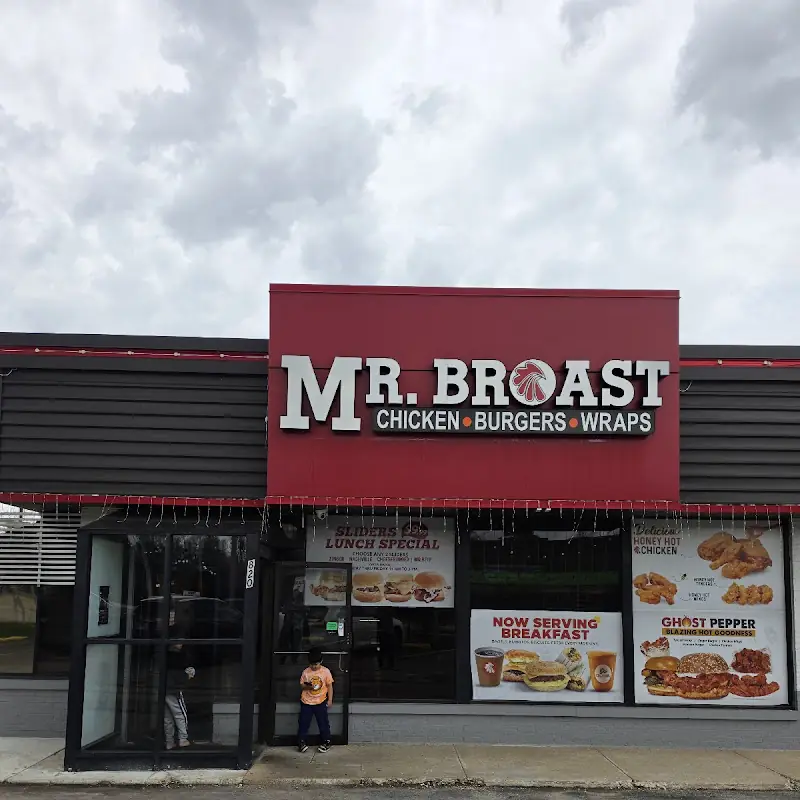 MR BROAST LOMBARD "HOME OF THE ZINGER BURGER"