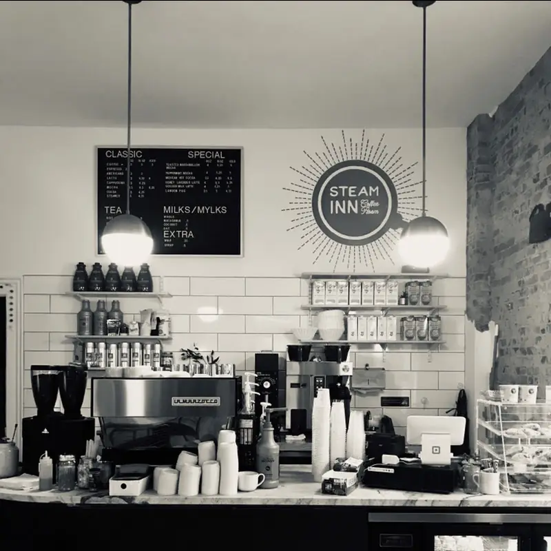 Starling Lounge / Four Keys Brewing