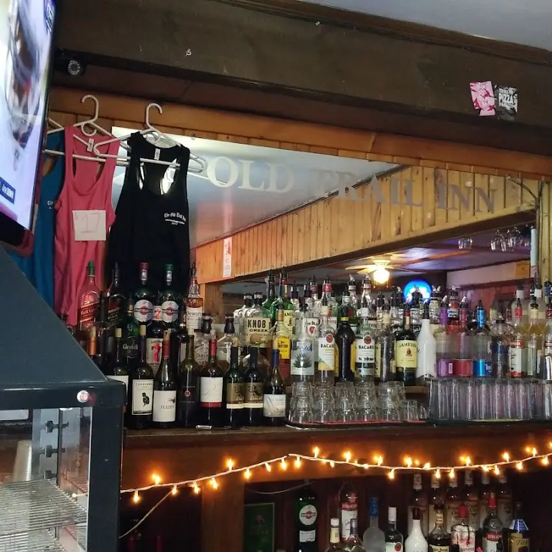 Old Trail Inn