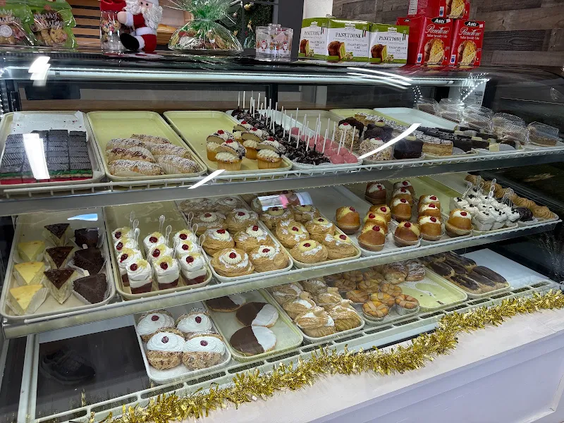 Joey's Italian Bakery