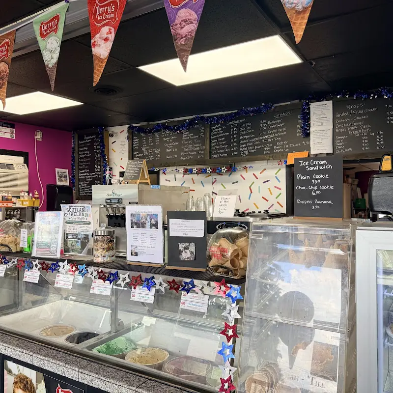 Suzy Q’s Ice Cream & Grill