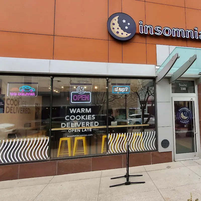 Insomnia Cookies