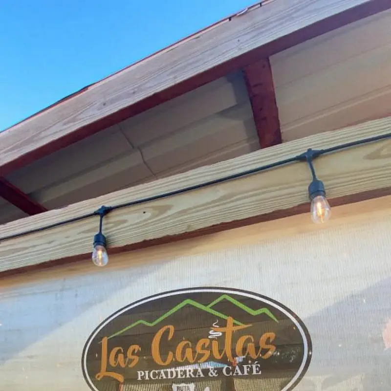 Las Casitas Picadera y Cafe