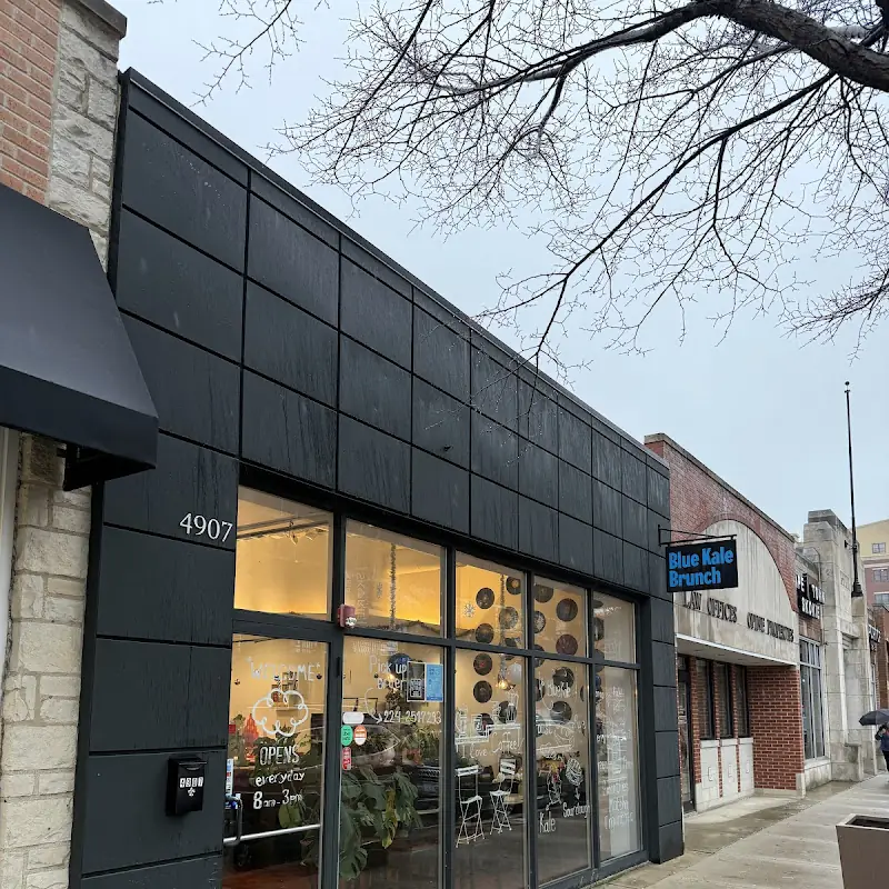 Blue Kale Cafe & Lounge