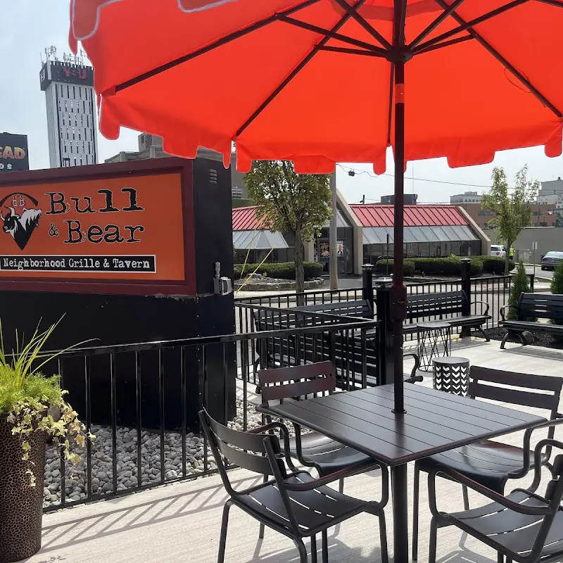 Bull & Bear Grille and Tavern (Campus)