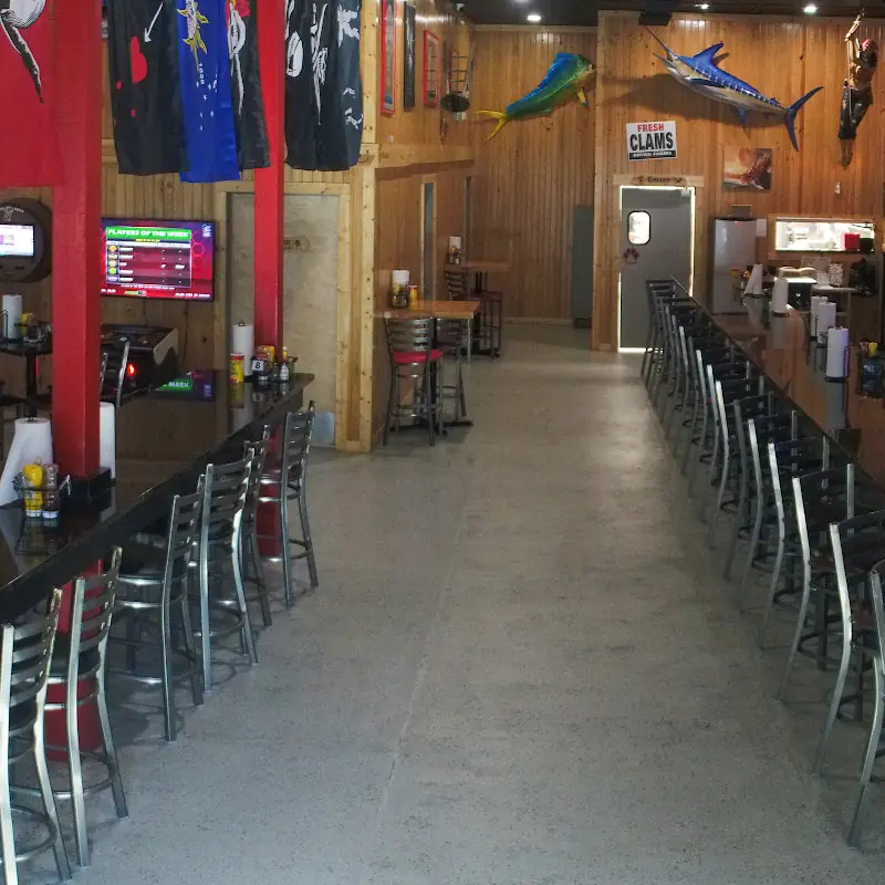 Salty Dogs Steamer and Bar