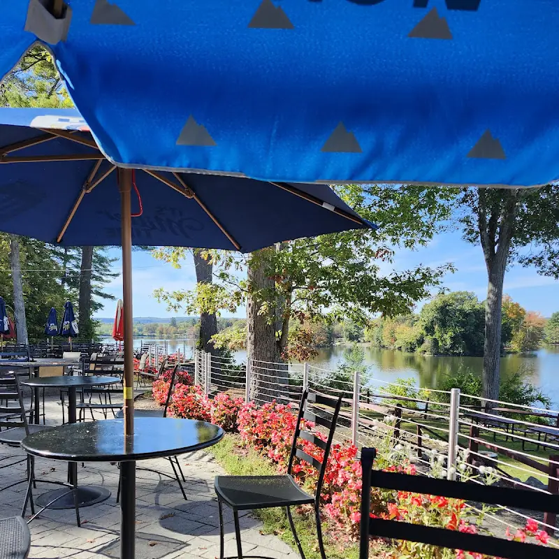 Blue Heron Bar and Grill