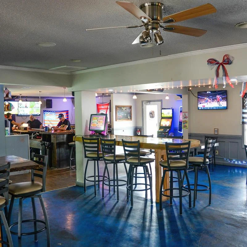 Small Bar Matthews