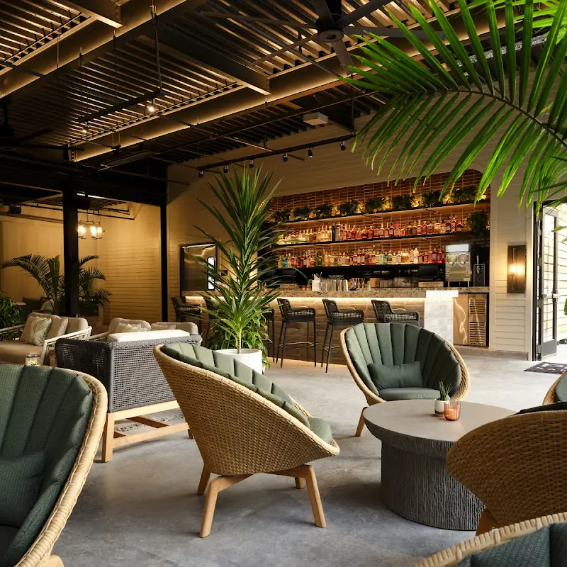 Anaqua Garden Bar