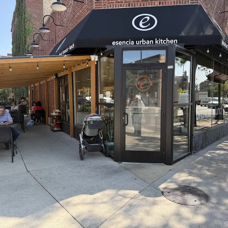 Esencia Urban Kitchen