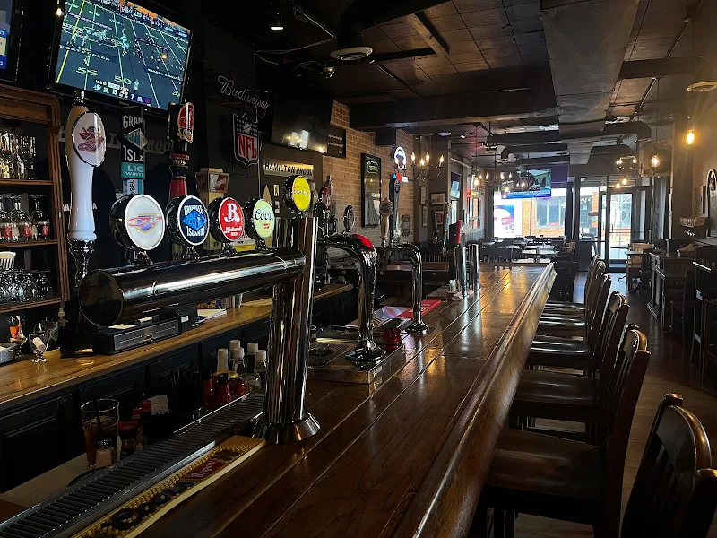 East End Social Bar & Grill