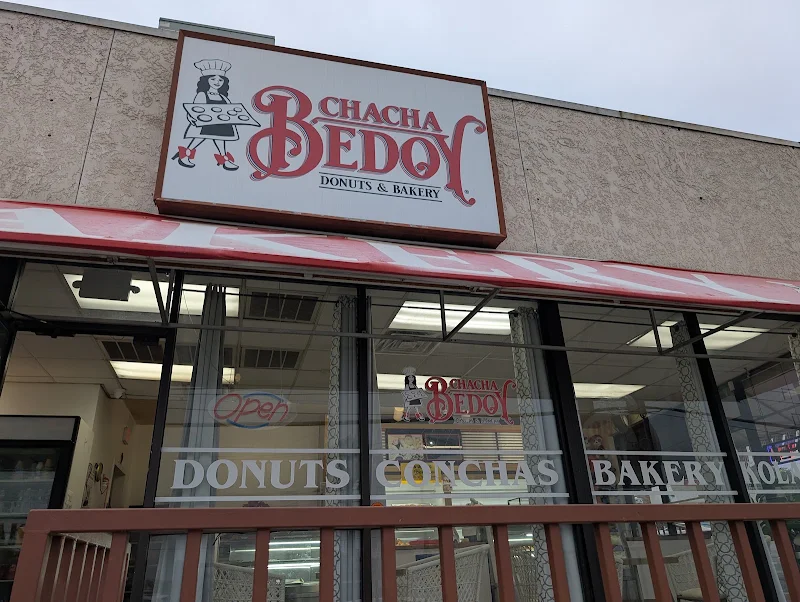 Chacha Bedoy Donuts and Bakery