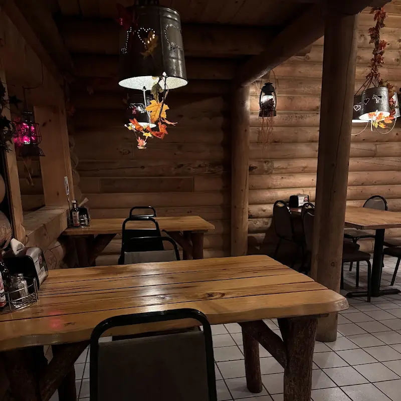 Creekside Bar & Grille