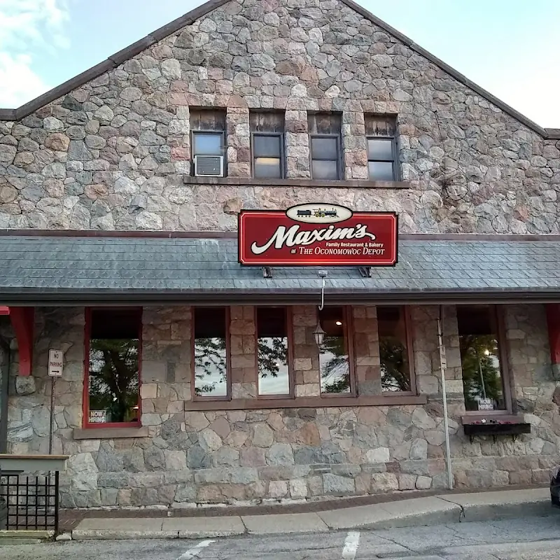 Maxim's at Oconomowoc Depot
