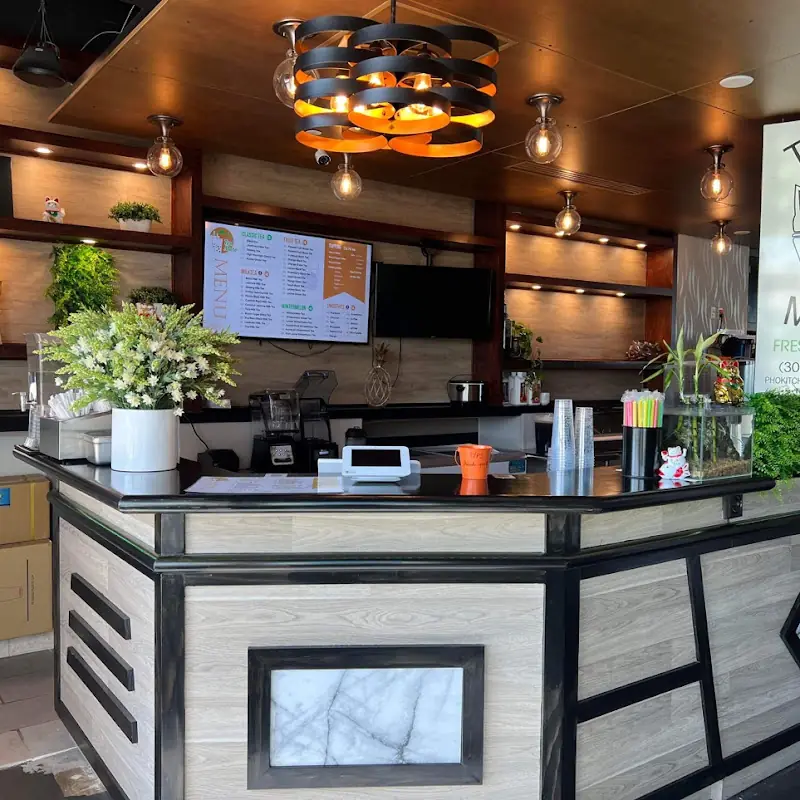 Phở Kitchen Bar & Grill