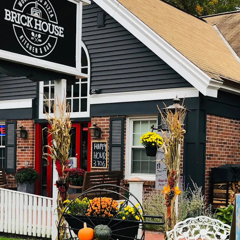 Brick House Wood Fired Pizza Kitchen & Bar
