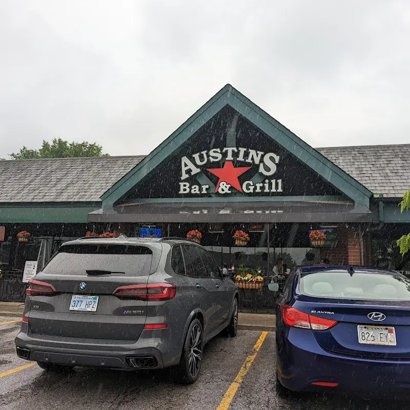 Austins Bar & Grill | South Olathe