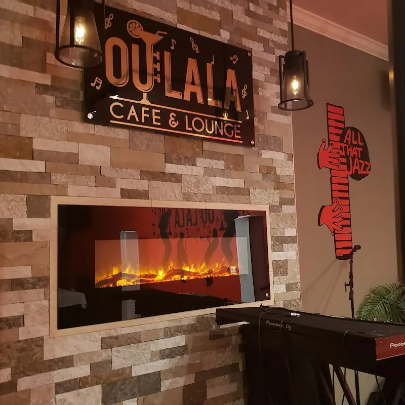 Oulala Restaurant and Lounge