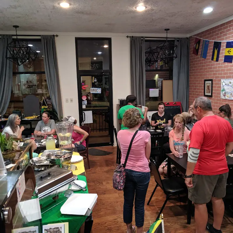Ava's Island Café