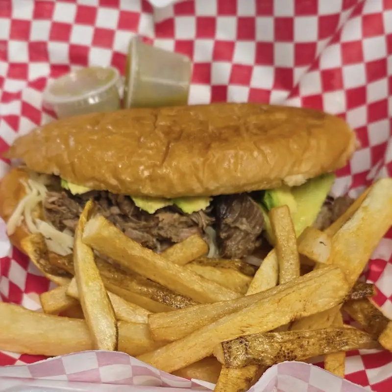 Salinas Taqueria Tacos y Más