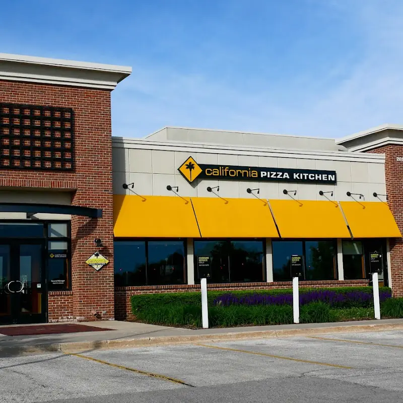 California Pizza Kitchen at Deer Park
