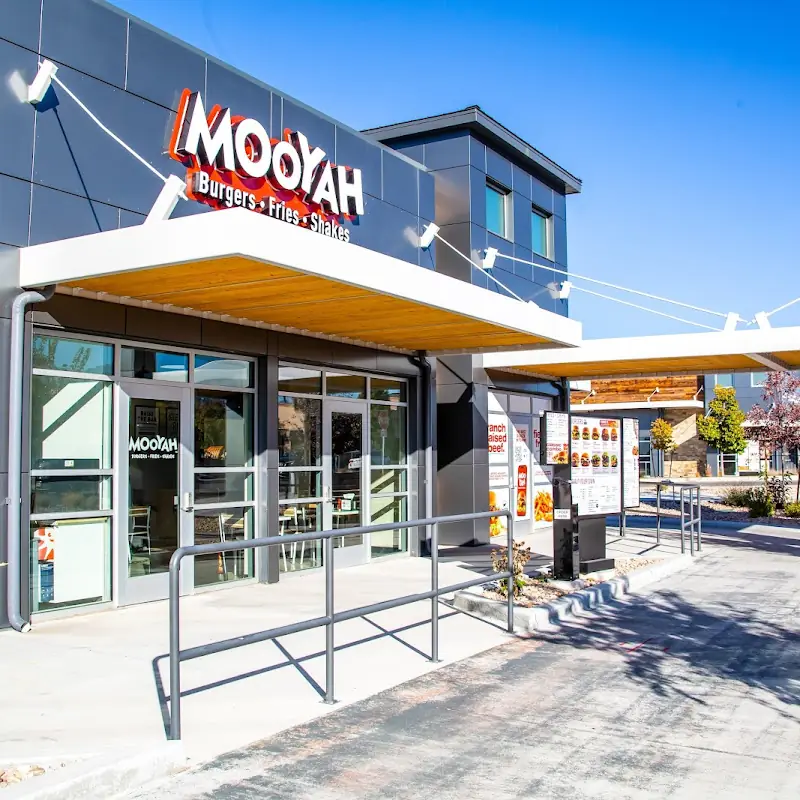 MOOYAH Burgers, Fries & Shakes