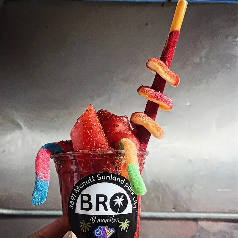 Mamitas Sno Biz