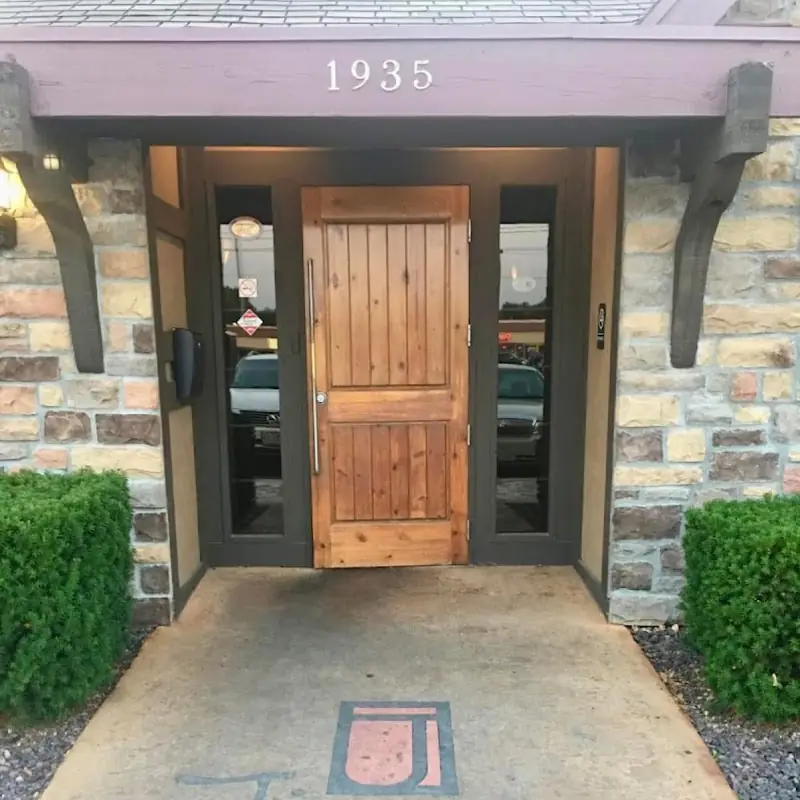 Jimm's Steakhouse & Pub