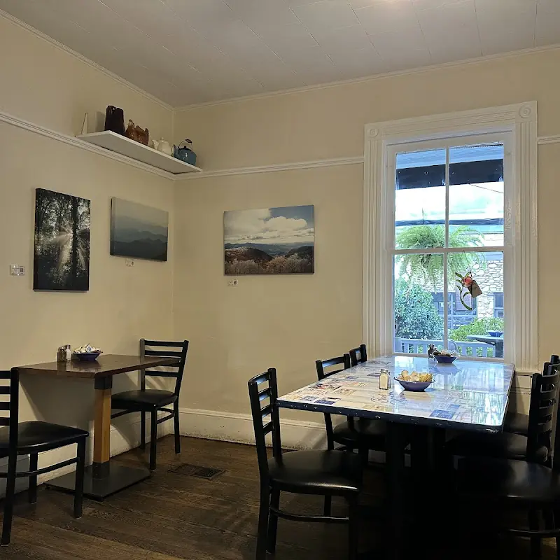 Louise's Kitchen