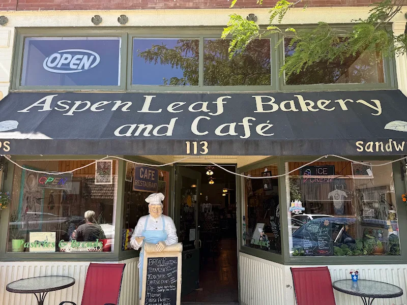 Aspen Leaf Bakery And Cafe