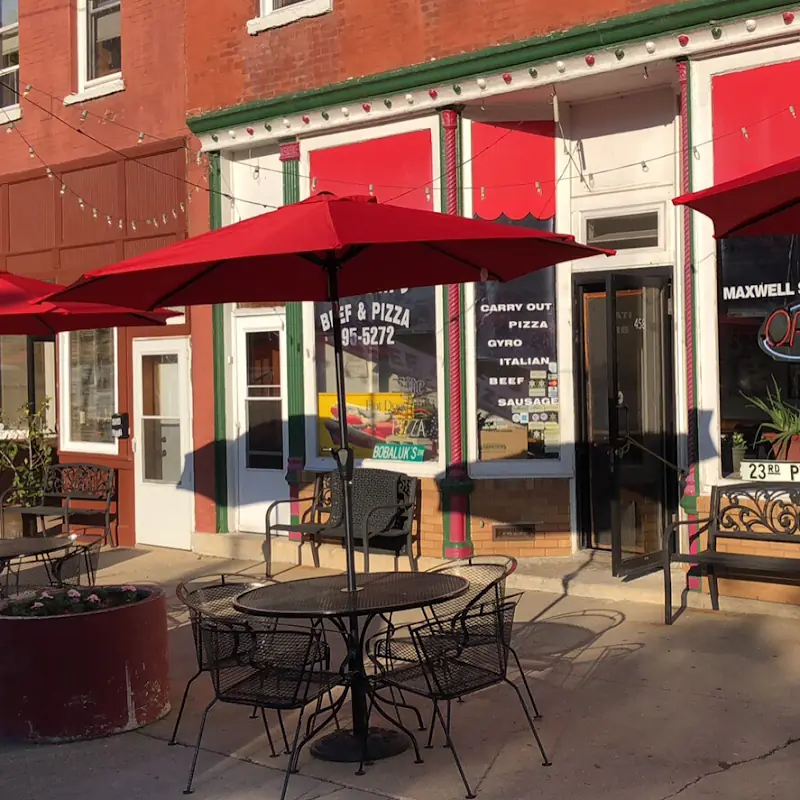 Bobaluk's Beef & Pizza
