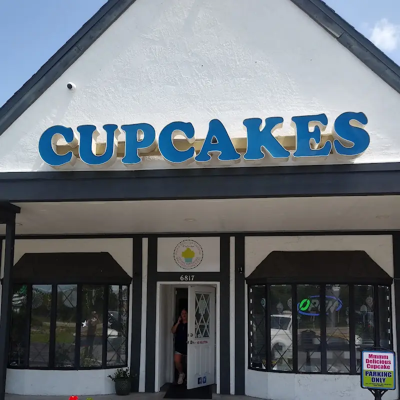 Mmmm Delicious Cupcakes