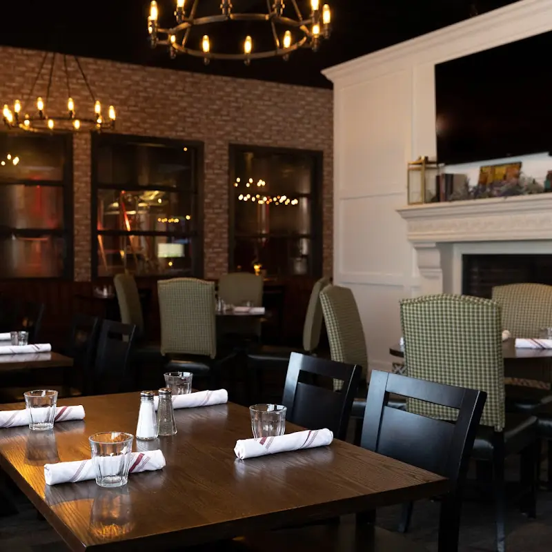 Will's & Bill's Brewery • Oyster Bar • Gastropub