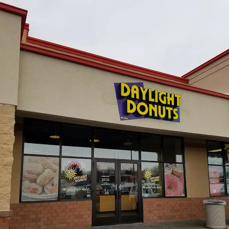 Daylight Donuts Sandy