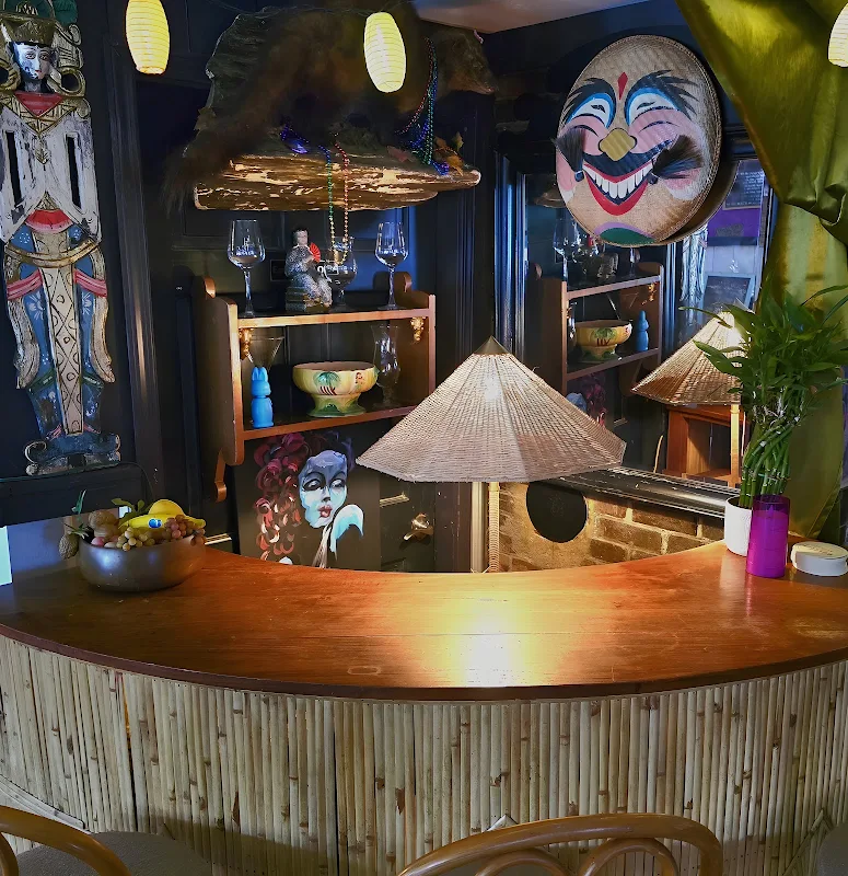 Easy Street Lounge