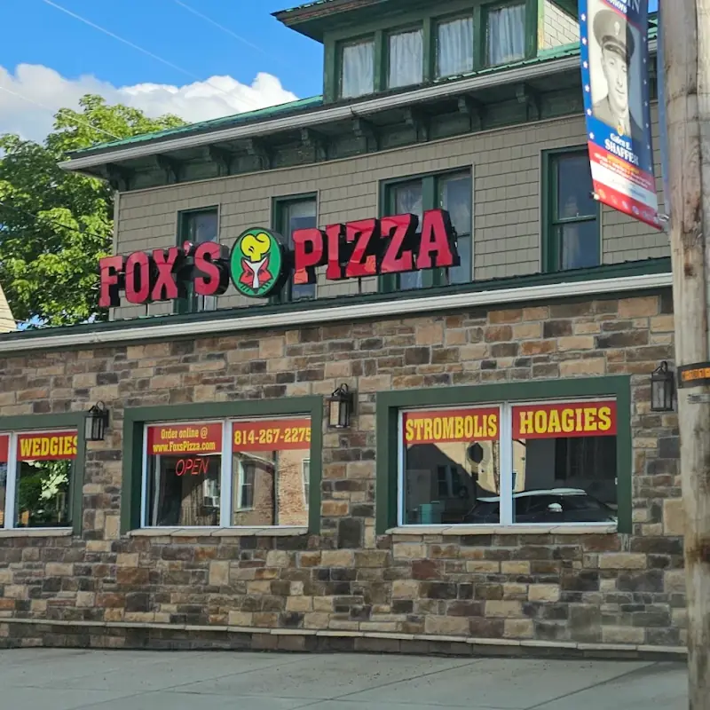 Fox's Pizza Den