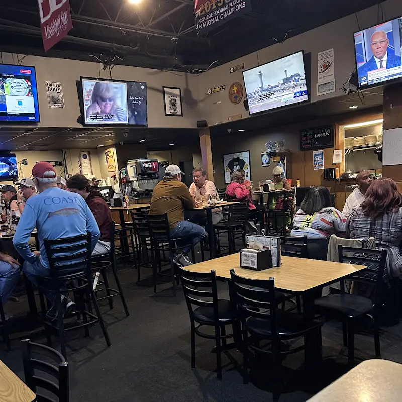 4th & Goal Sports Cafe