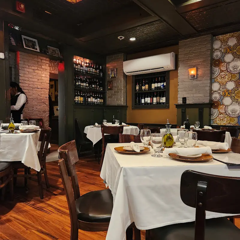 Cafe 2825