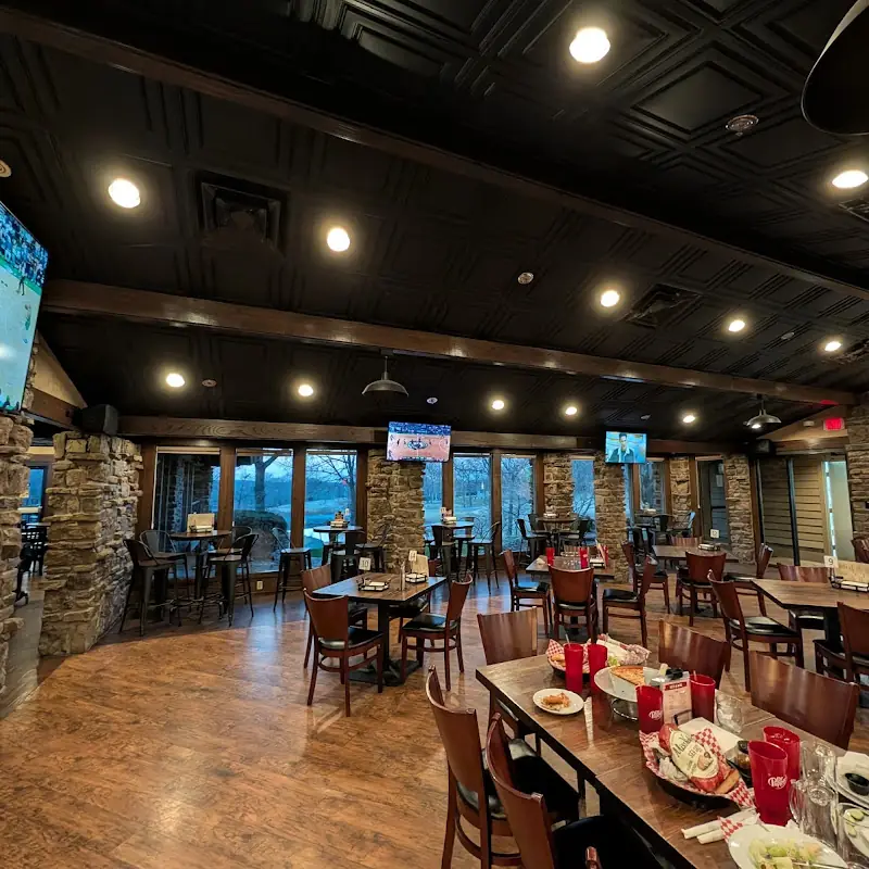 Highlands Pub & Patio