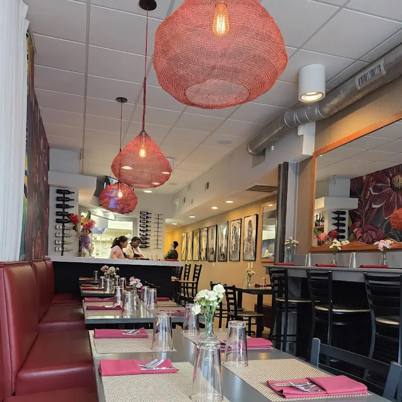 Voyce Bistro