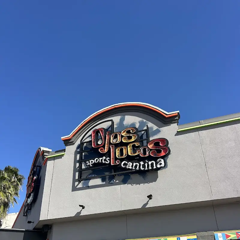 Ojos Locos Sports Cantina - Laredo
