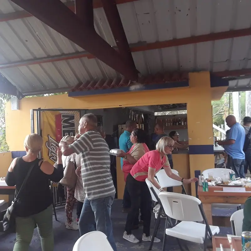 La Ruta Bar and Grill