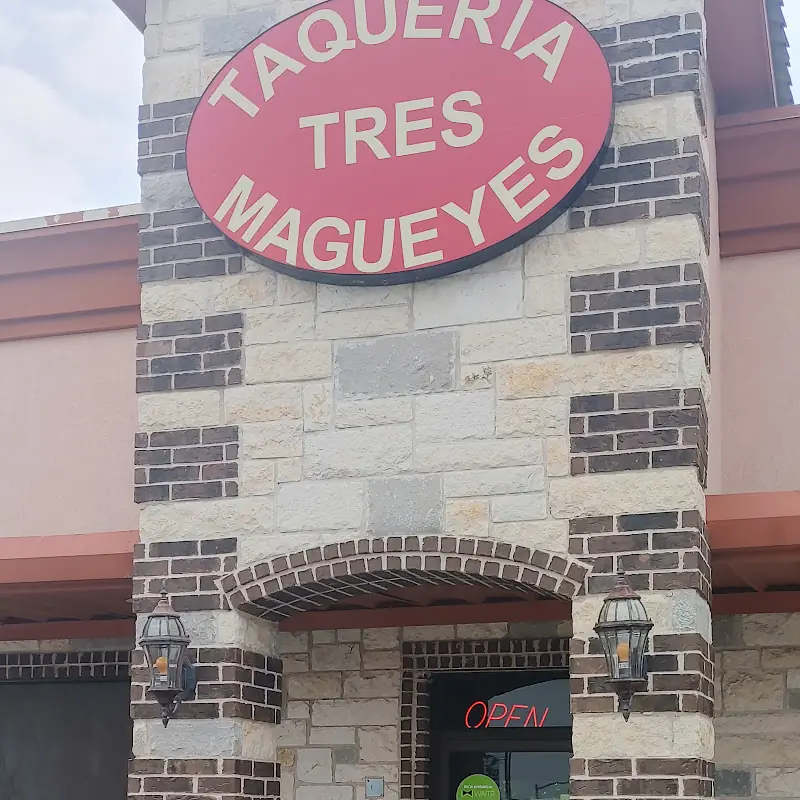 Tres Magueyes 2