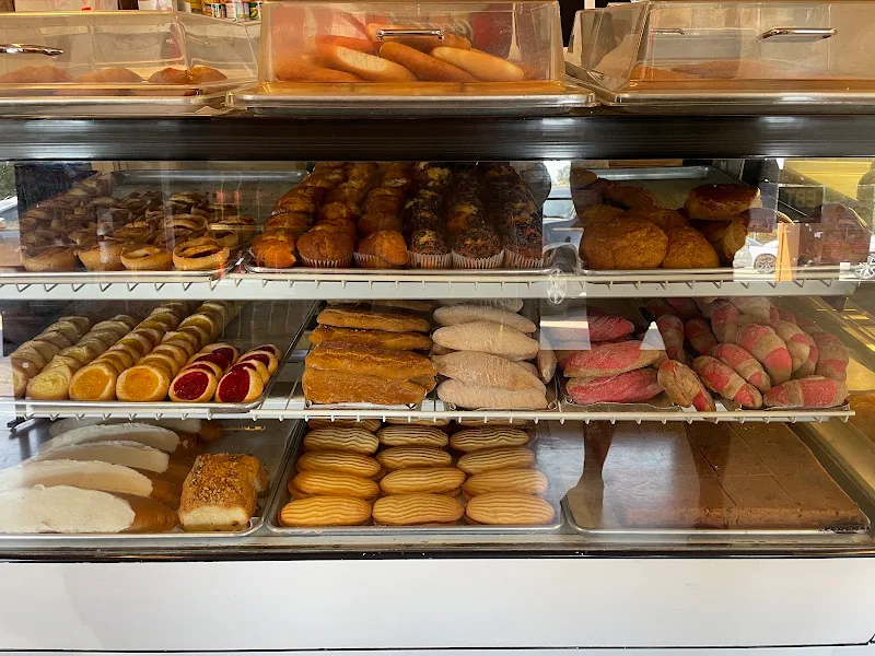 La Manzana Bakery