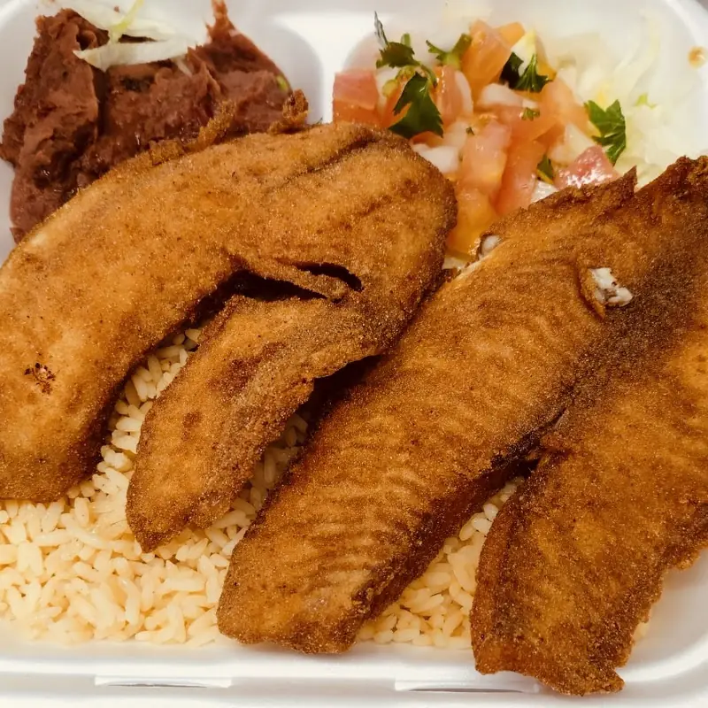 Kely's Taqueria y Pupuseria