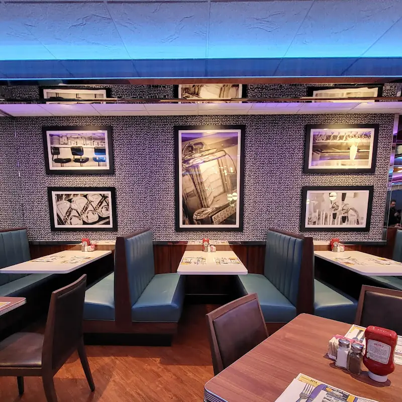 Holbrook Diner